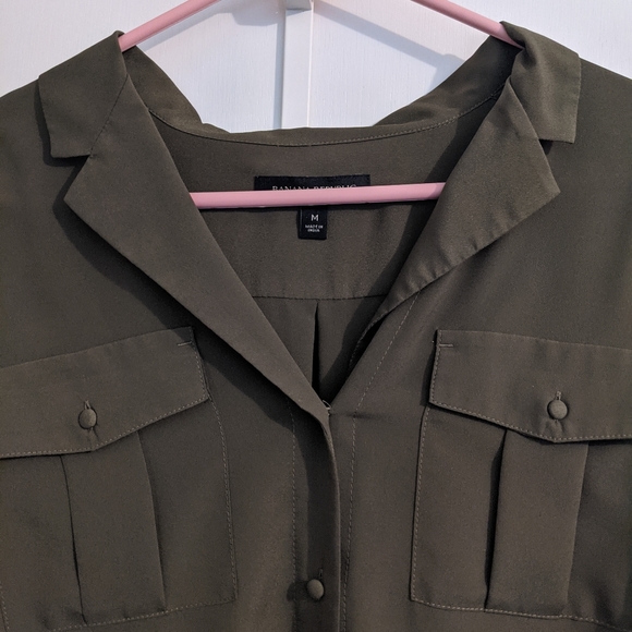 Banana Republic Blouse with Gathered Wrist Detail - Picture 5 of 6